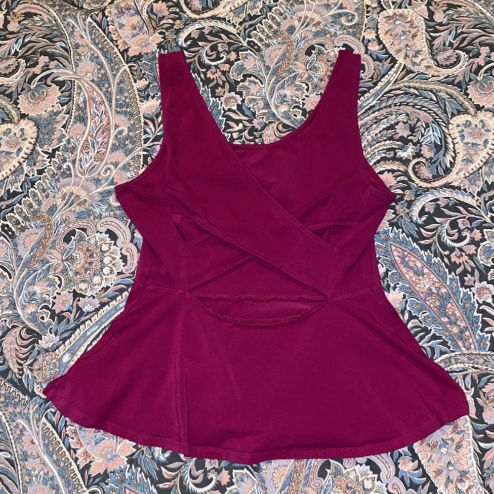 NWOT Express Peplum Magenta Tank Cross-Cross Back Size Large Cotton Spandex